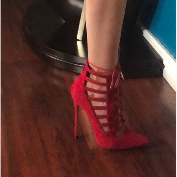 Alba Red Heels - Picture 7 of 7
